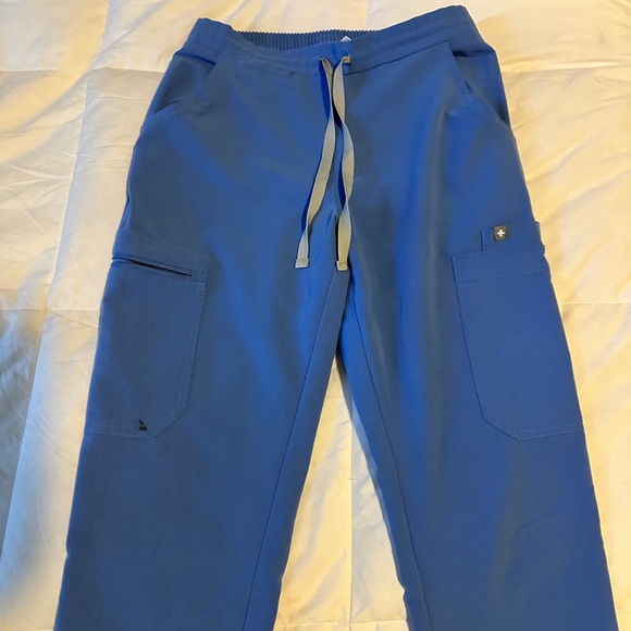 Figs scrub bottom - Picture 2 of 8